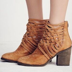 Free People Carrera Woven Braided Ankle Boots Block Heel Vintage Tan Leather 37